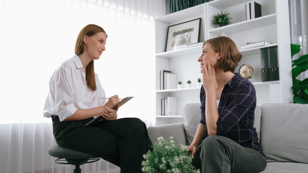 A woman enjoys personalized individual therapy during PHP in Alpharetta, Georgia.